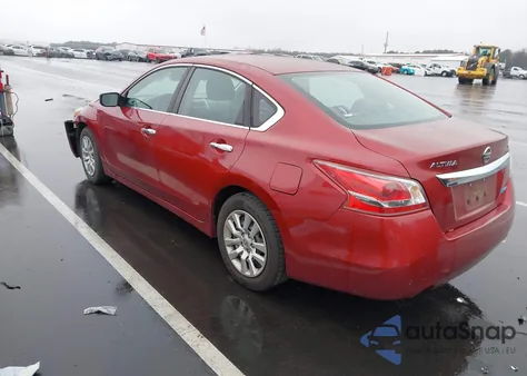 2013 Nissan Altima 2.5 S z USA, uszkodzony, nr VIN 1N4AL3AP4DN525490
